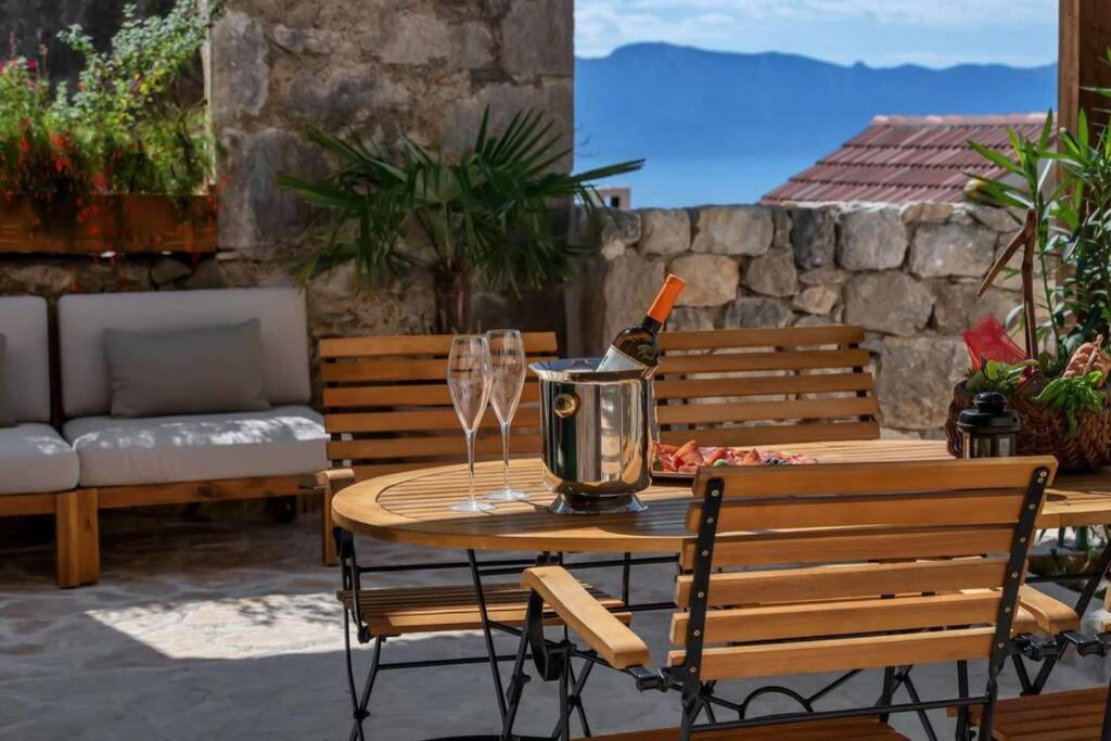 זאוסטרוג Holiday Home Marijana מראה חיצוני תמונה