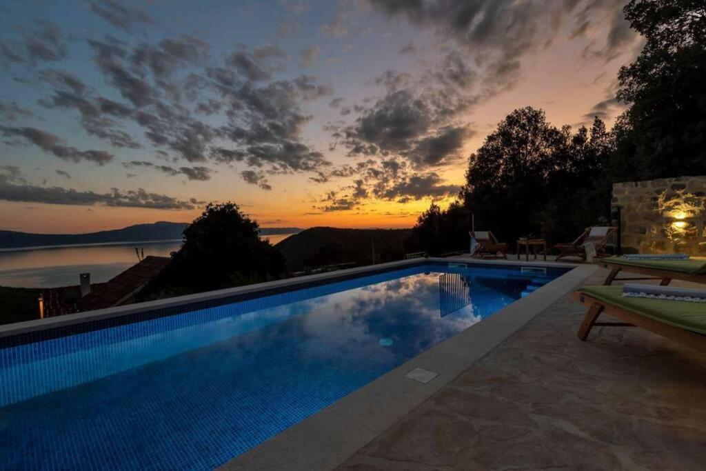 זאוסטרוג Holiday Home Marijana מראה חיצוני תמונה