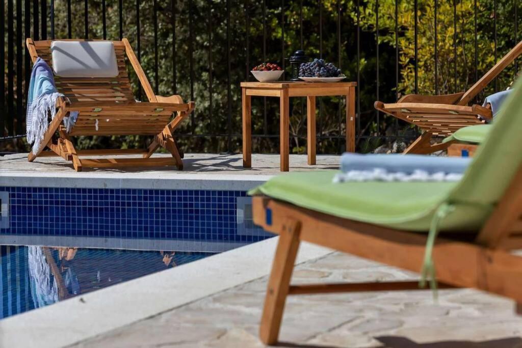 זאוסטרוג Holiday Home Marijana מראה חיצוני תמונה